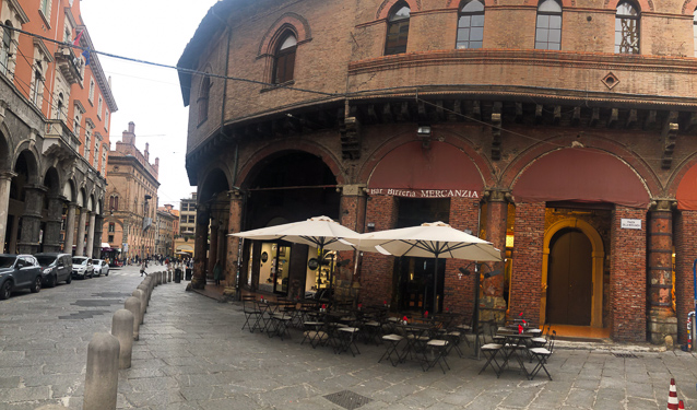 The taxi from our hotel dropped us off at the Piazza Mercanzia.