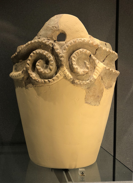 Situla with two vertical handle lugs, decorated with spiral cords. Recent Bronze. The decoration remindeded me of Japanese Jomon pottery of a much earlier era.