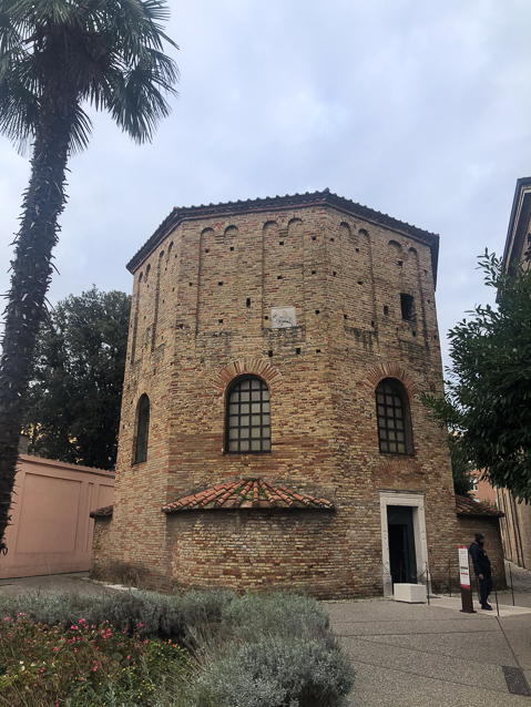 The present floor is the fourth. The original is 3 meters lower, typical of the hisoric buildongs in Ravenna.