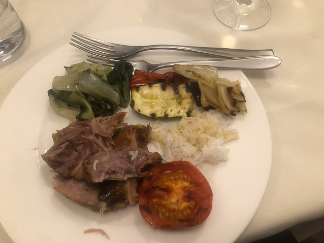 On 2 December we ate dinner at Al 45. We had 