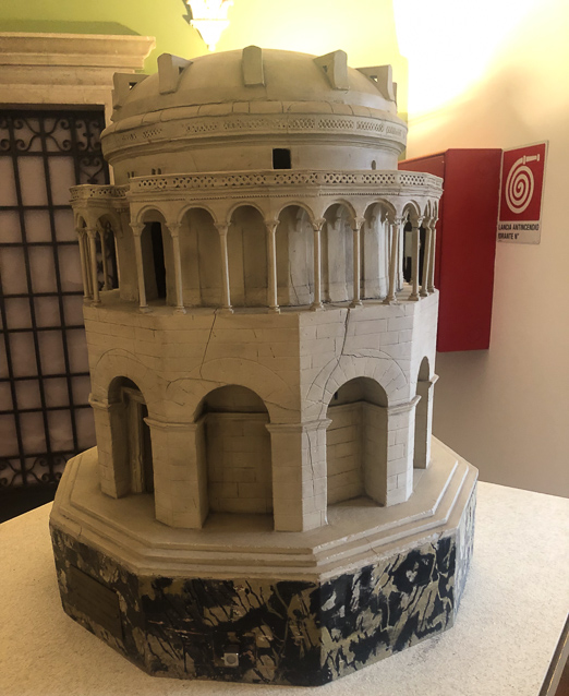 Model of Theodoric's tomb/