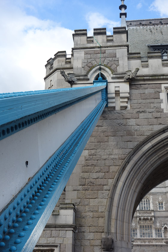 The two loops entering the south bank tower.