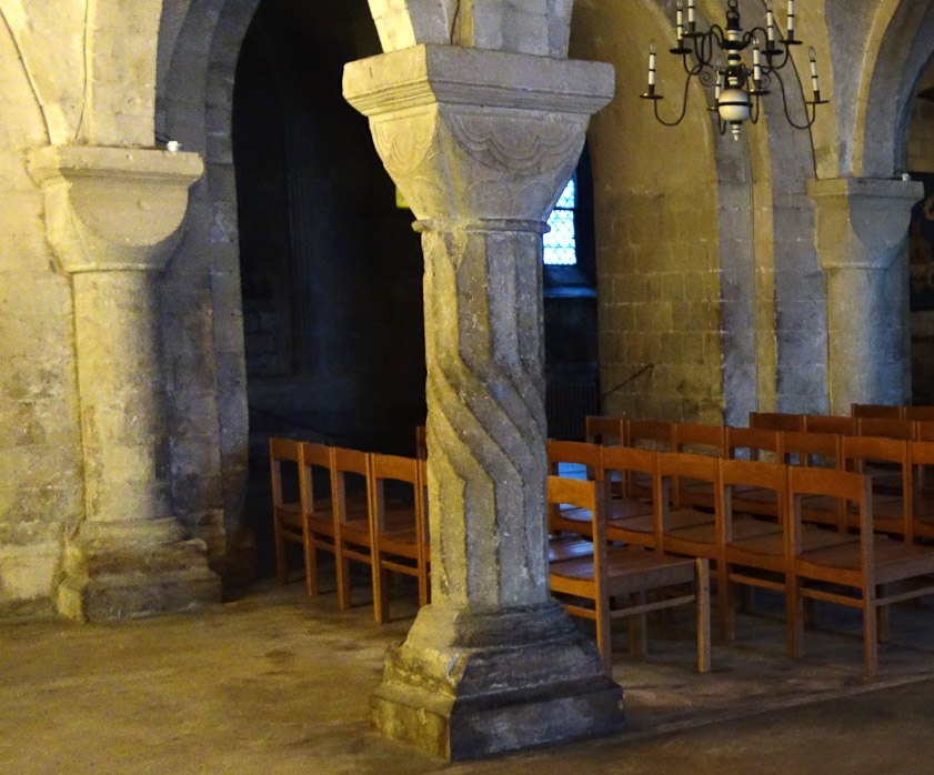 A closeup of the left column.