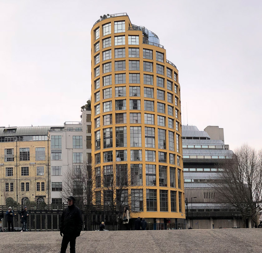 I haven't found the name for this yellow circular tower with the broken profile.