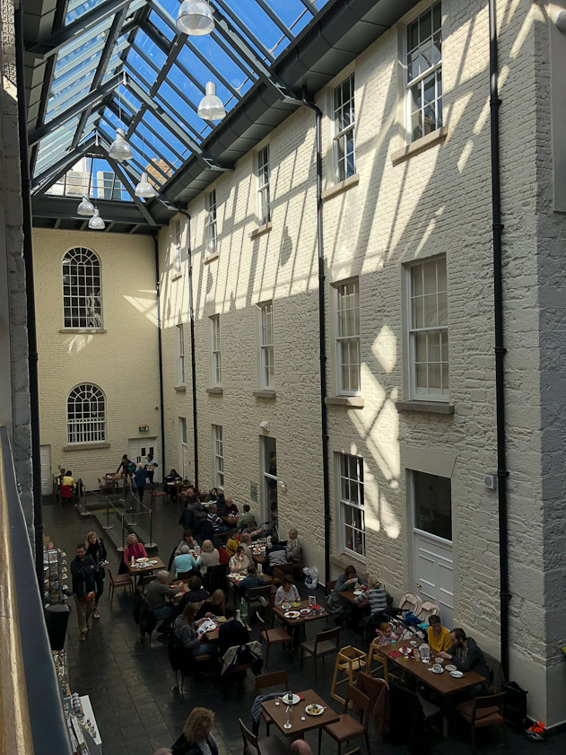 The Chester Beattie Library is housed in buildings adjoining Dublin Castle. We had a good lunch at one of these tables.