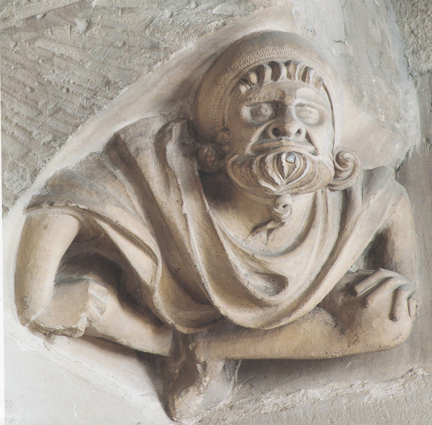 We missed this wonderful corbel of a craftsman, made of Caen stone about 1250-55, part of the works directed by Henry III to build the current church.