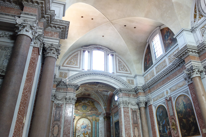 Groin vault over the north transept