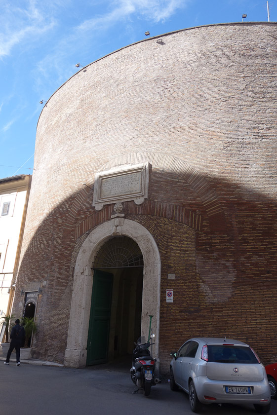 Leaving the Palazzo Massimo and turning down Via del Viminale, we passed this remnant of a domed building at the SE corner of the Baths of Diocletian. This is on the opposite side of the Baths from the dome that was made into the Church of San Bernardo.