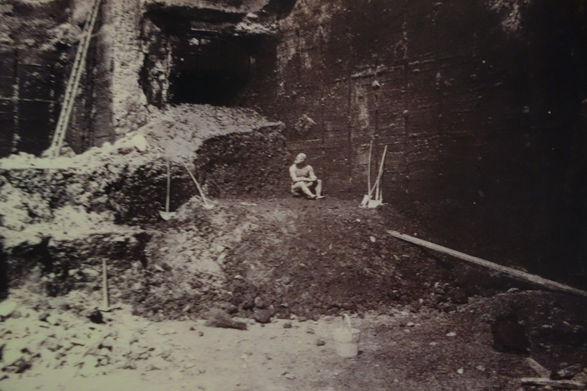 The Boxer as he was found during an excavation in 1885.