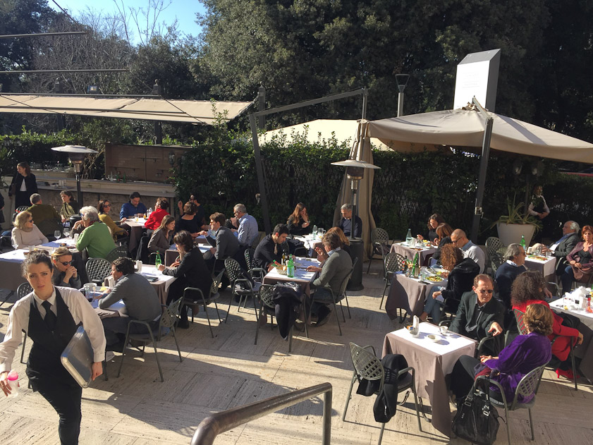 The outoor cafe at the museum.