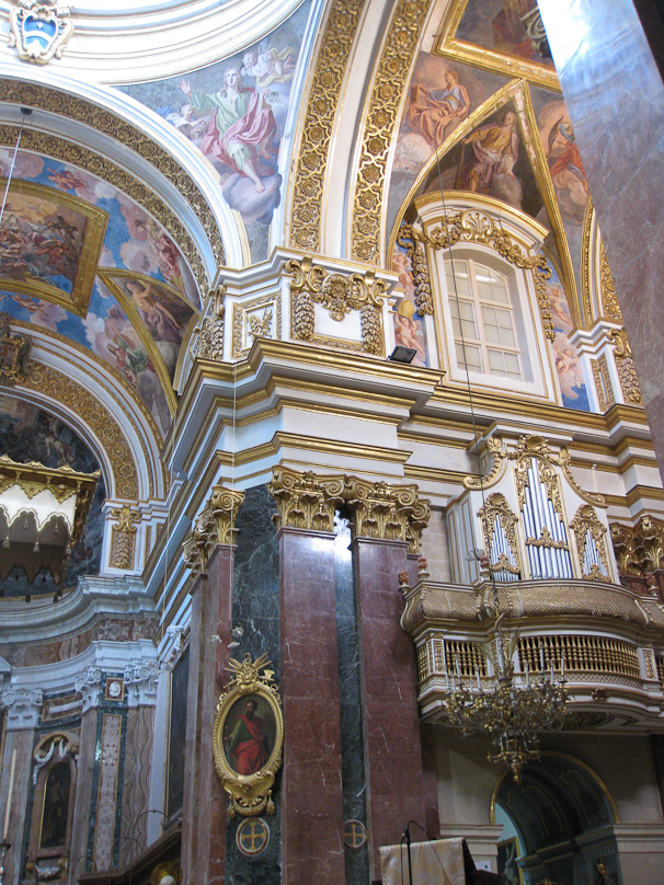 This Baroque church was rebuilt on the site of a Norman Cathedral that fell down in the great earthquake of 1693 that also devastated Sicily, killing two thirds of the population of Catania.