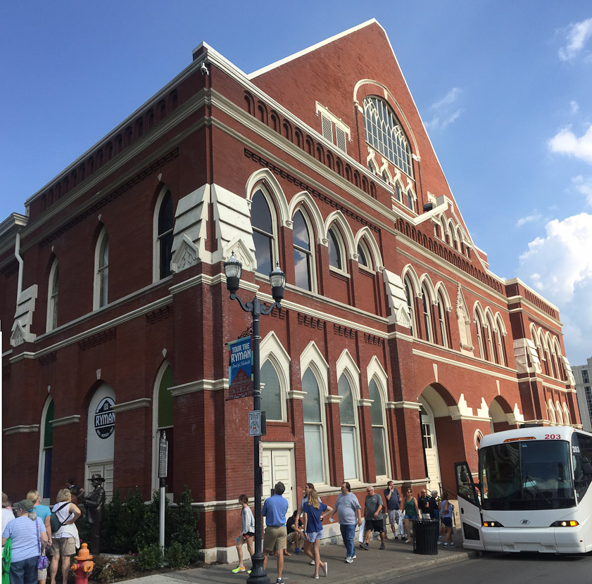 The tour ended here, in front of The Ryman, an historical performance venue. We did not enter or hear anything about it on the tour. It was built as a tabernacle for a religious revivalist in 1892, but was rented out for other events. The radio program Grand Ole Opry was broadcast from here 1943-1974.