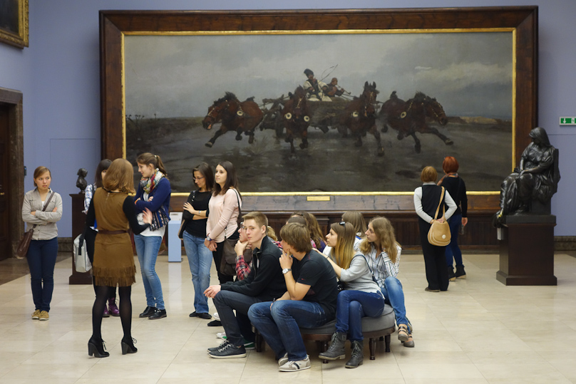 There were lots of school groups touring the museums we visited.