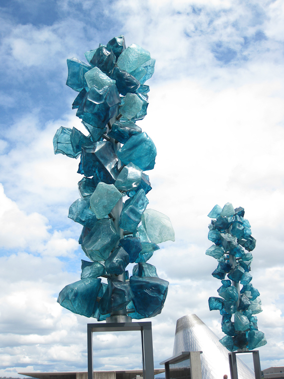 I think these are solid chunks of glass.