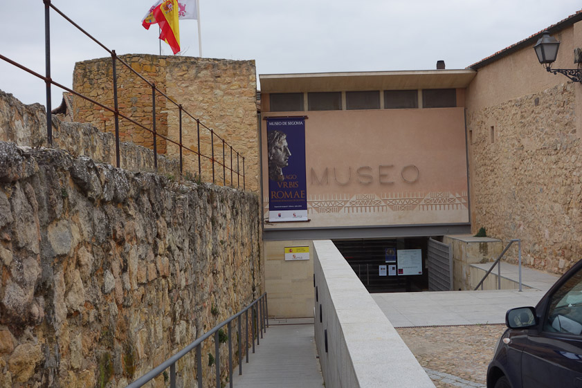 The Museo de Segovia had interesting exhibits about stone tools, the Romans, and medieval technology. It was formerly a salient in the city walls.