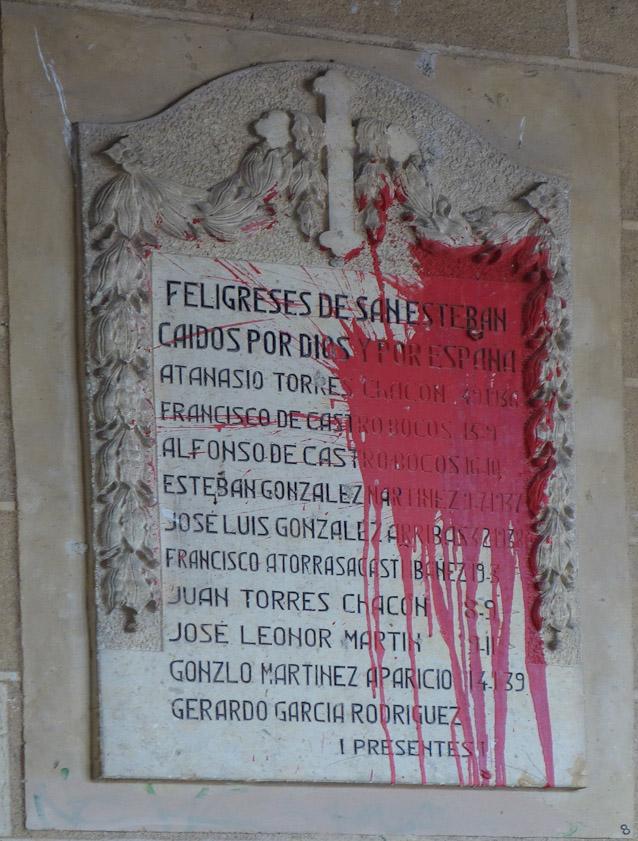 The tensions of Church and anti-clericalism are evidently alive in Segovia, 80 years after the end of the Civil War. Many prriests were murdered by Republican supporters during that war, and this is a monument to some of them, splashed with red paint, perhaps symbolic of the left.
