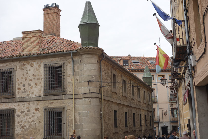 The former royal jail is just west of San Martin, and has strange structures at each corner, which I think are strictly decorative or symbolic, with no other functon.