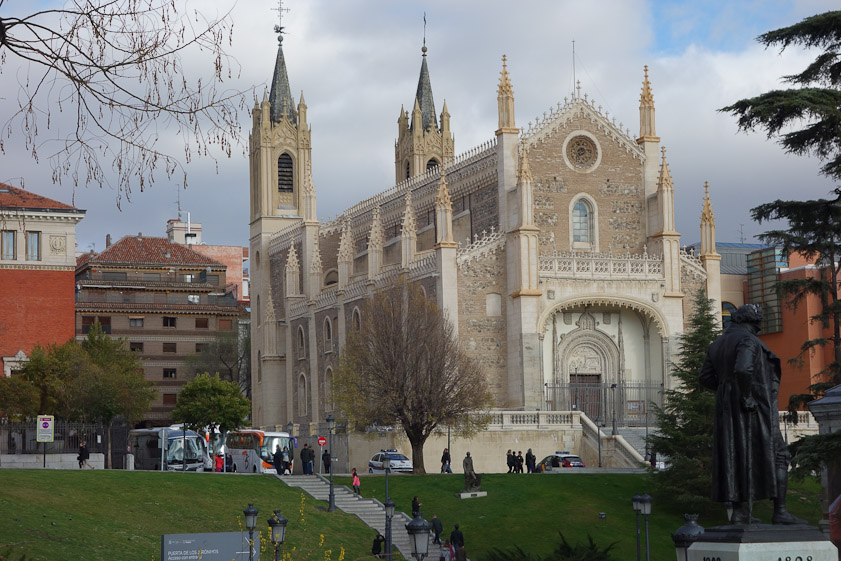 A big-city church: San Jeronimo Real, near the Prado museum.