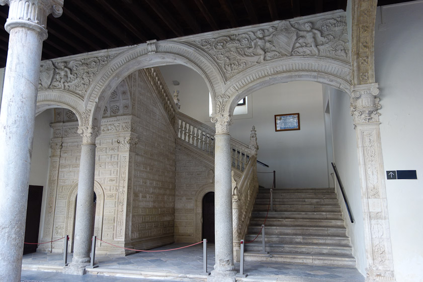 A fine Renaissance staircase in the cloister of the Hospital de Santa Cruz.