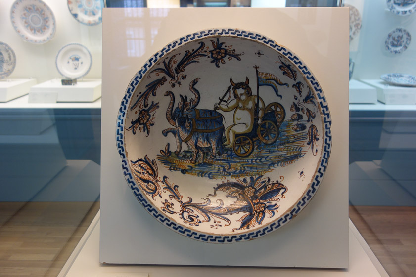 An amusing 17c plate from Talavera