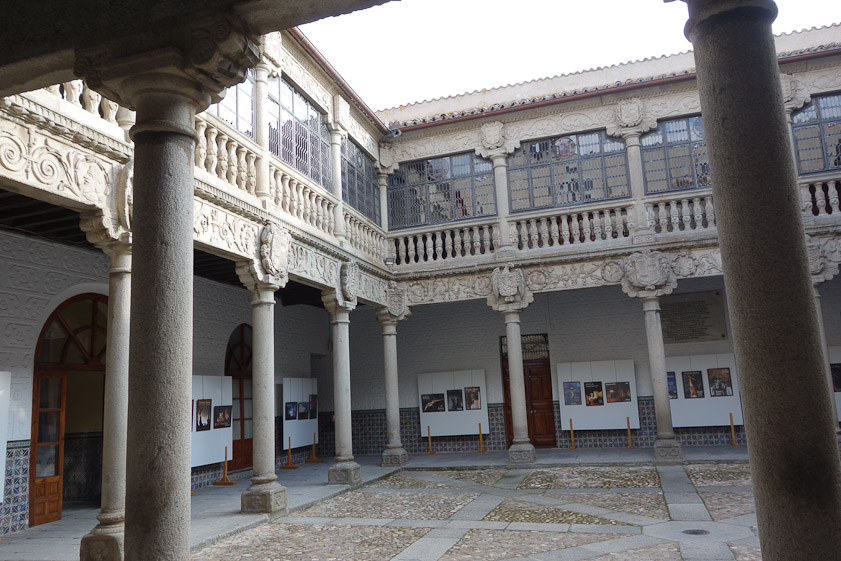 The courtyar of the Quartermasters Museum.