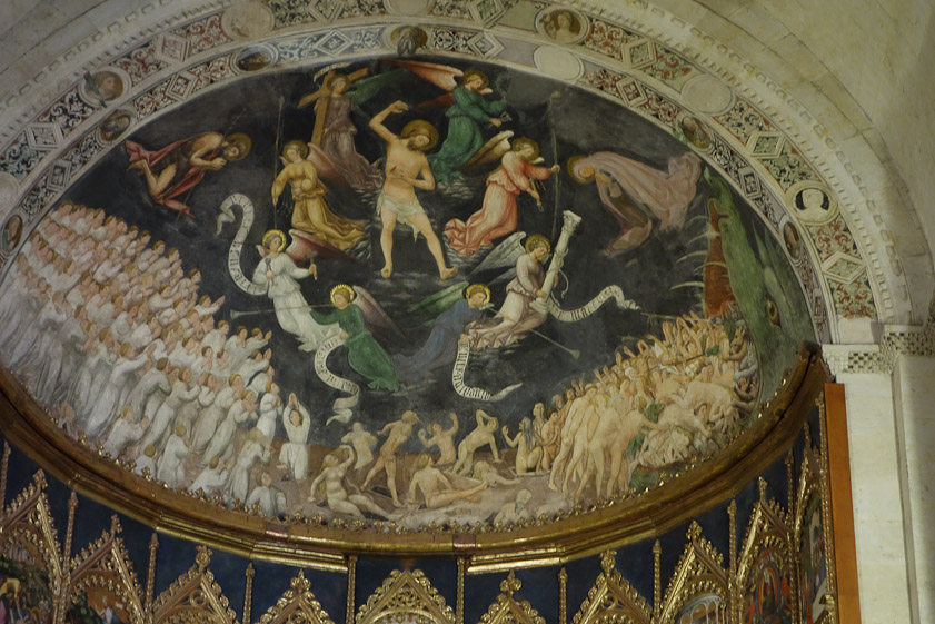 Half dome over the altarpiece in Salamanca Old Cathedral
