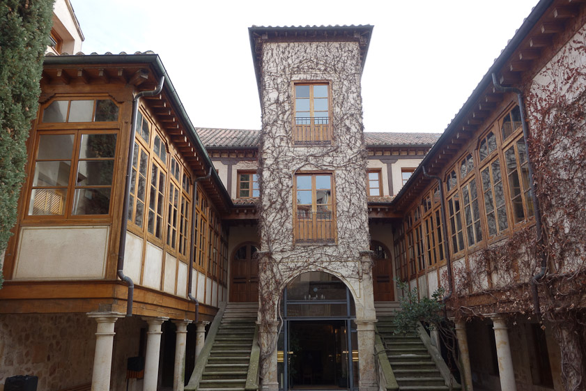 An interesting old building on the way back to our hotel in Salamanca.