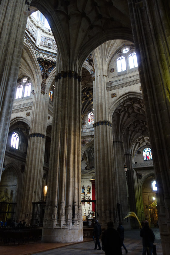 Columns near the crossing of the New Cathedral