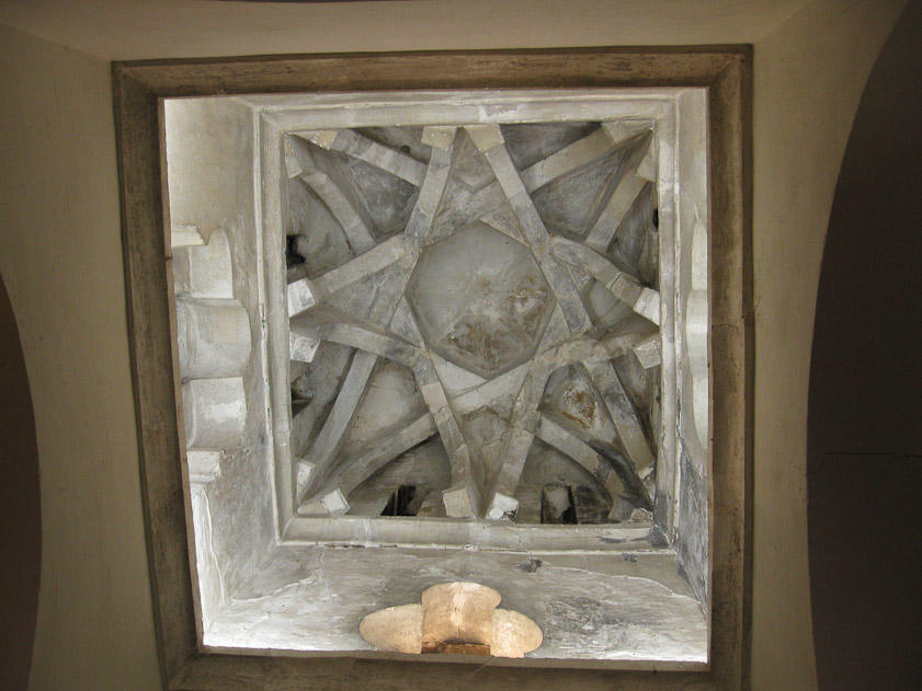 Another vault, with a different pattern of arches.