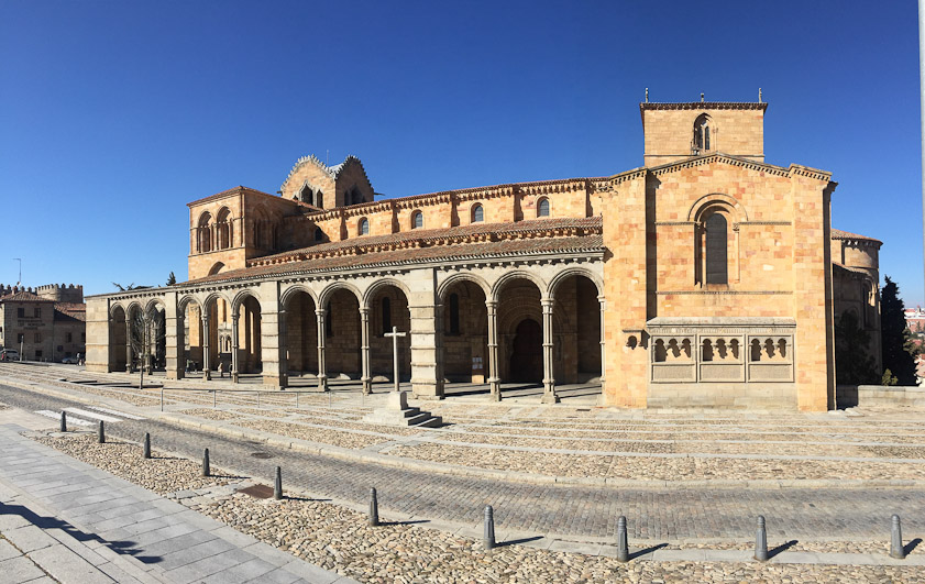For us, the best sight of Ávila was San Vicente, a Romanesque church.