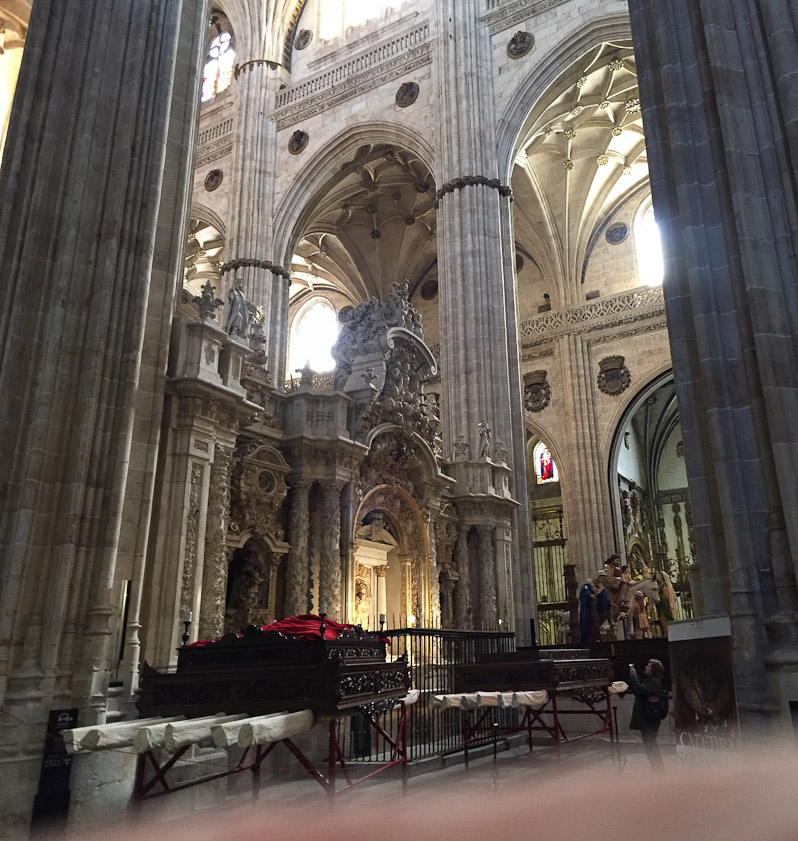 Columns in the ambulatory of Salamanca New Cathedral
