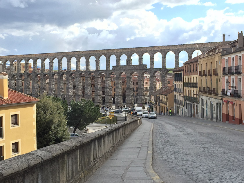 Our first view of the aqueduct. It entered the city on the right. It was 15 km from the source in the mountains to its end at the Alcázar. About 1 km of the aqueduct was elevated, the rest being underground.