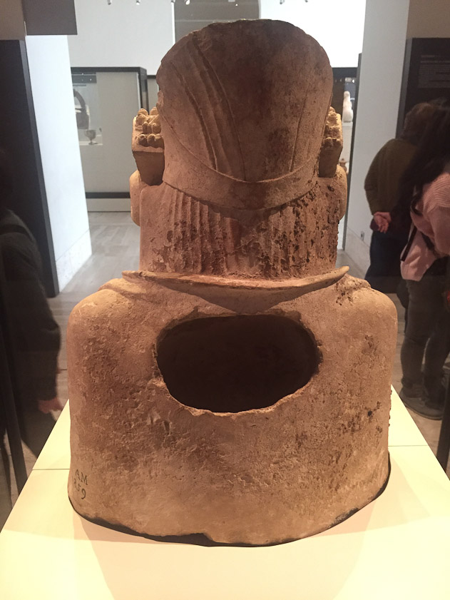 The back of the Dama de Elce. She may have been a funerary urn.