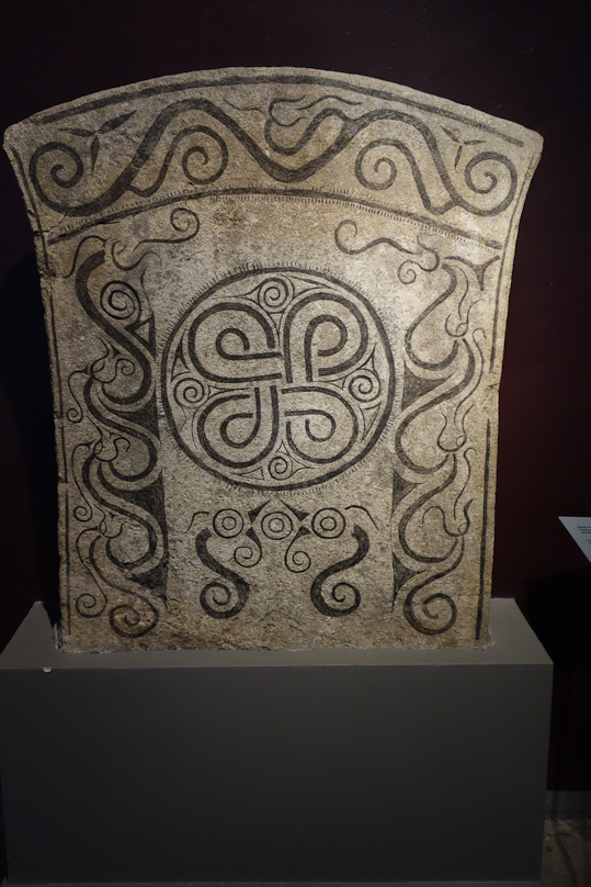 The quatrefoil loop is called a Bowen knot, used on present maps and road signs to mark an historic site.