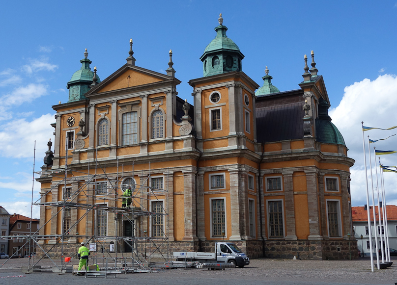 Kalmar Cathedral was designed by Nicodemus Tessin, started in 1660 and finished in 1703.