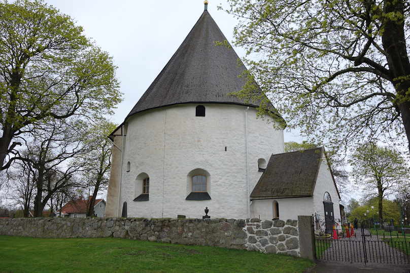 Hagby church from the west