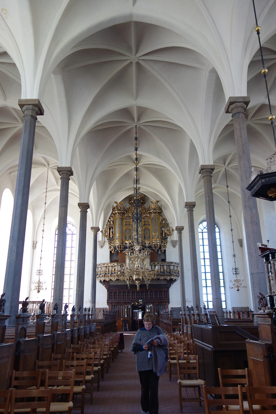 The organ at the west end was very decorative.