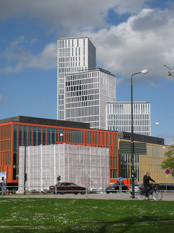 This group of buildings had windows with an interesting modulated frequency.