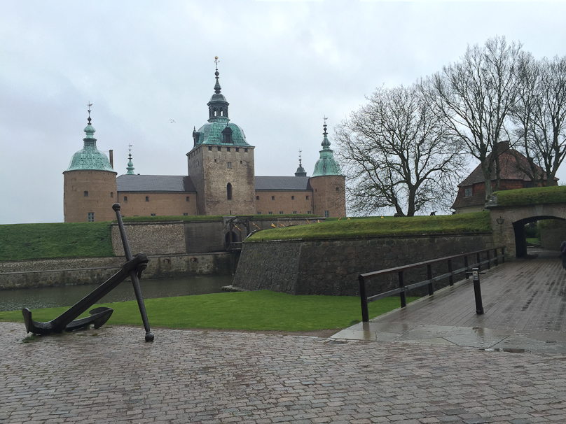 The entrance to Kalmar Castle on a rainy day.